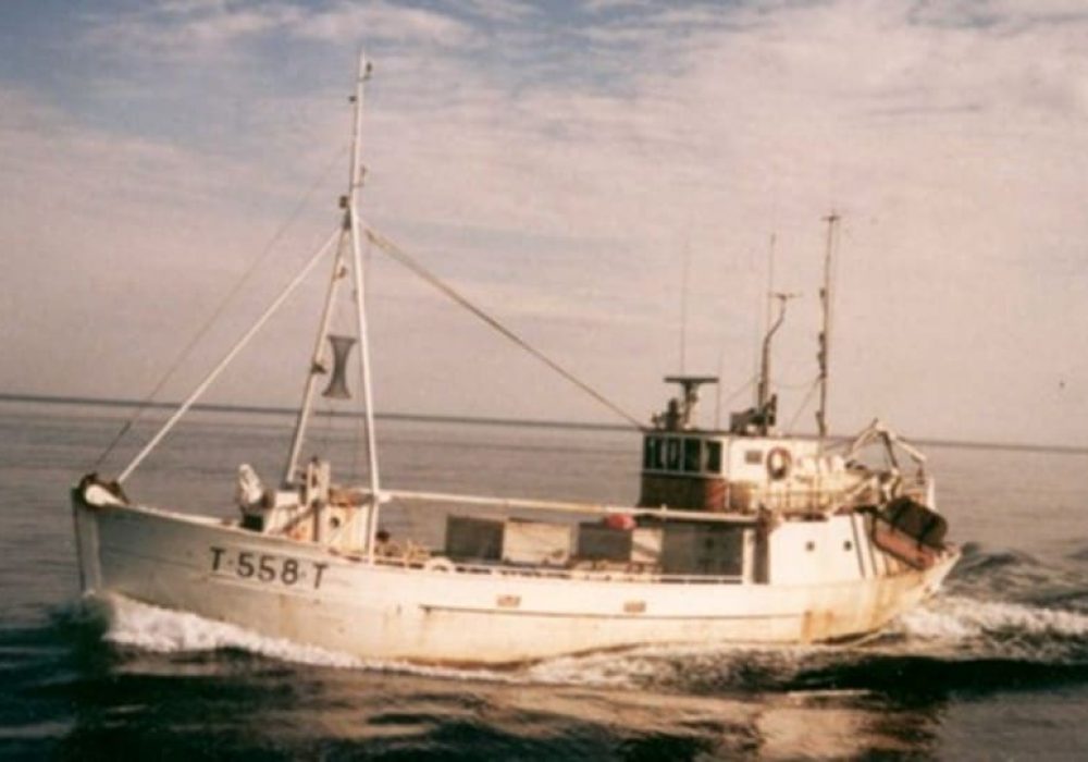 Hermes II på rekefiske - historisk bilde